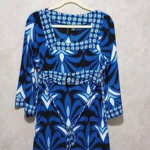 New Directions Blue and Black Patterned Blouse